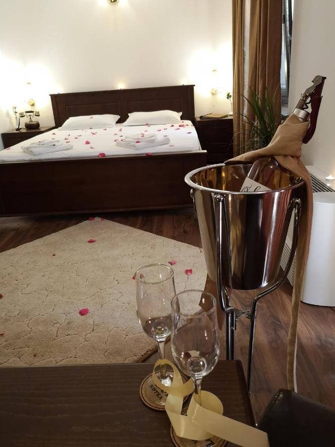 Izvor Hotel "Изворъ" Shipot Eksteriør billede